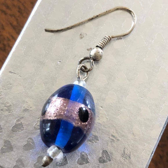 Vintage Czechoslovakian blown glass earrings - Picture 4 of 12